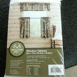 NIP window valance Realtree Xtra camo